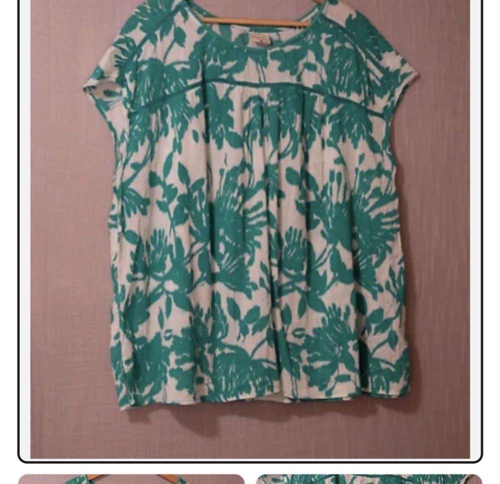 St. John's Bay Green and White Floral Blouse